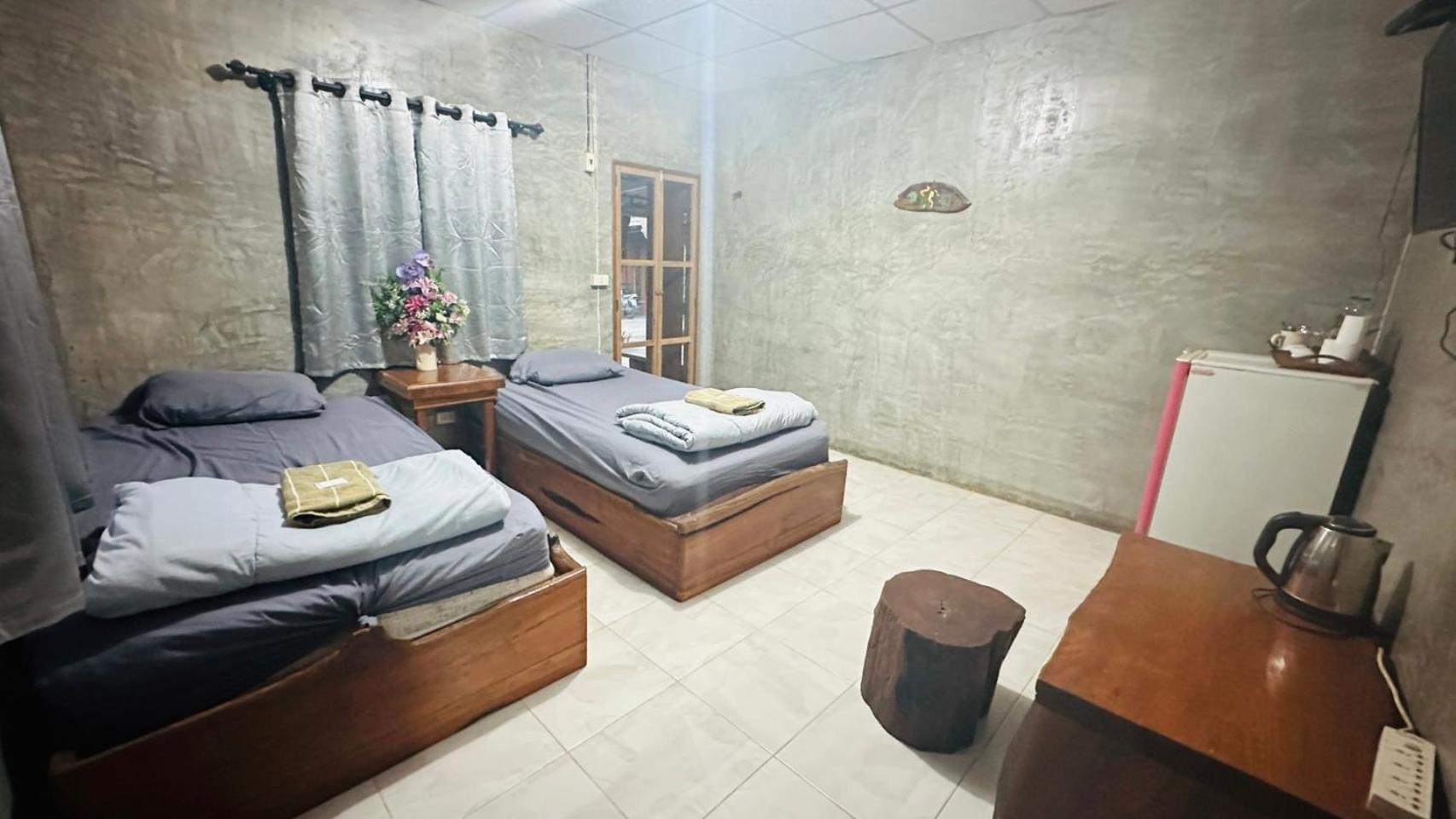 บ้านภทรพรรณ ขุนยวม แม่ฮ่องสอน Ban Pataraphan Khunyuam Maehongson Thailand Ban Khun Yuam Екстериор снимка