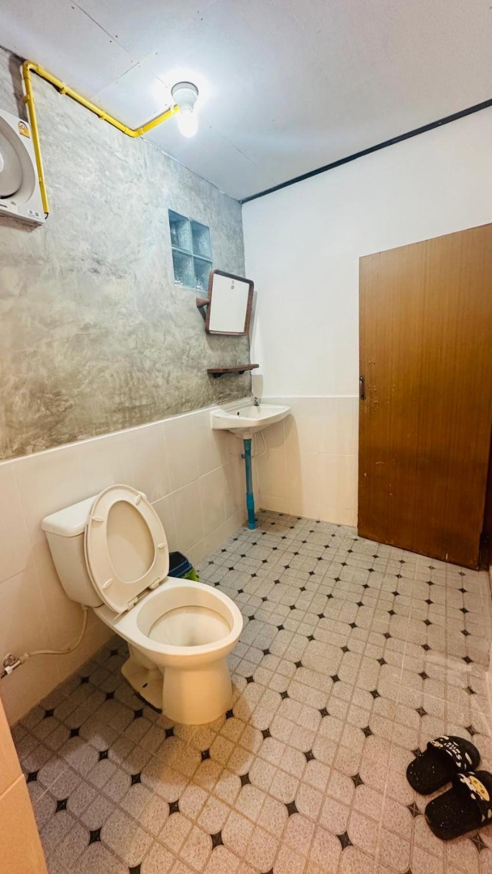 บ้านภทรพรรณ ขุนยวม แม่ฮ่องสอน Ban Pataraphan Khunyuam Maehongson Thailand Ban Khun Yuam Екстериор снимка