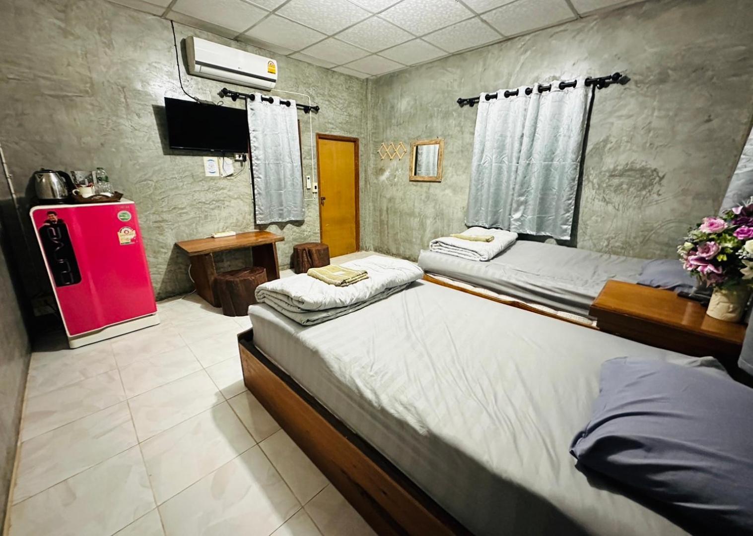 บ้านภทรพรรณ ขุนยวม แม่ฮ่องสอน Ban Pataraphan Khunyuam Maehongson Thailand Ban Khun Yuam Екстериор снимка