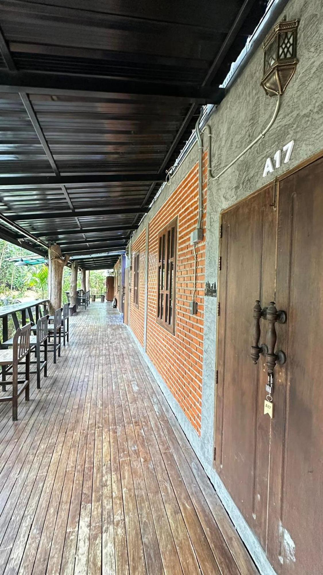 บ้านภทรพรรณ ขุนยวม แม่ฮ่องสอน Ban Pataraphan Khunyuam Maehongson Thailand Ban Khun Yuam Екстериор снимка